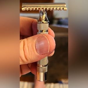 1930s Gillette Short Comb Safety Razor